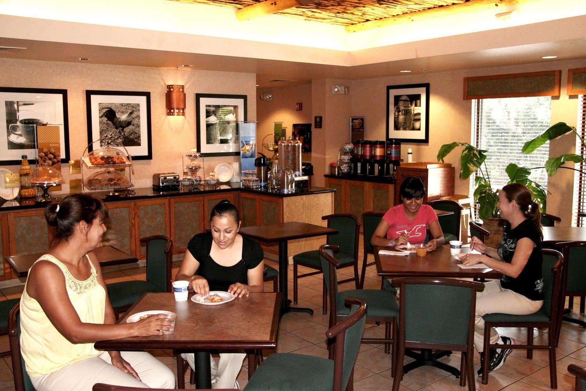Hyatt Place Tucson Central Restaurace fotografie